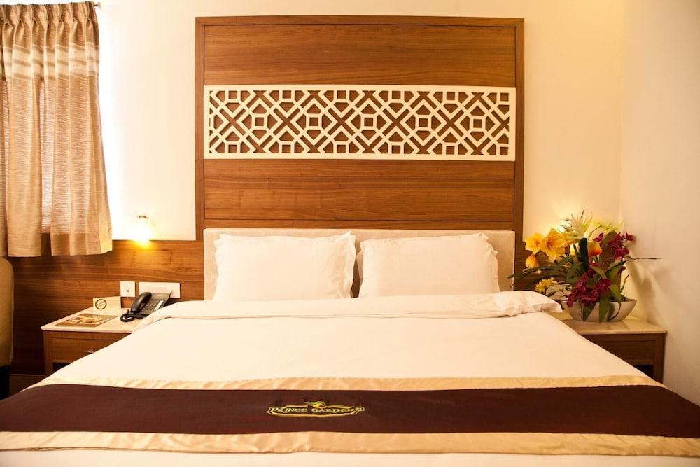 קוימבטור Hotel Prince Gardens מראה חיצוני תמונה