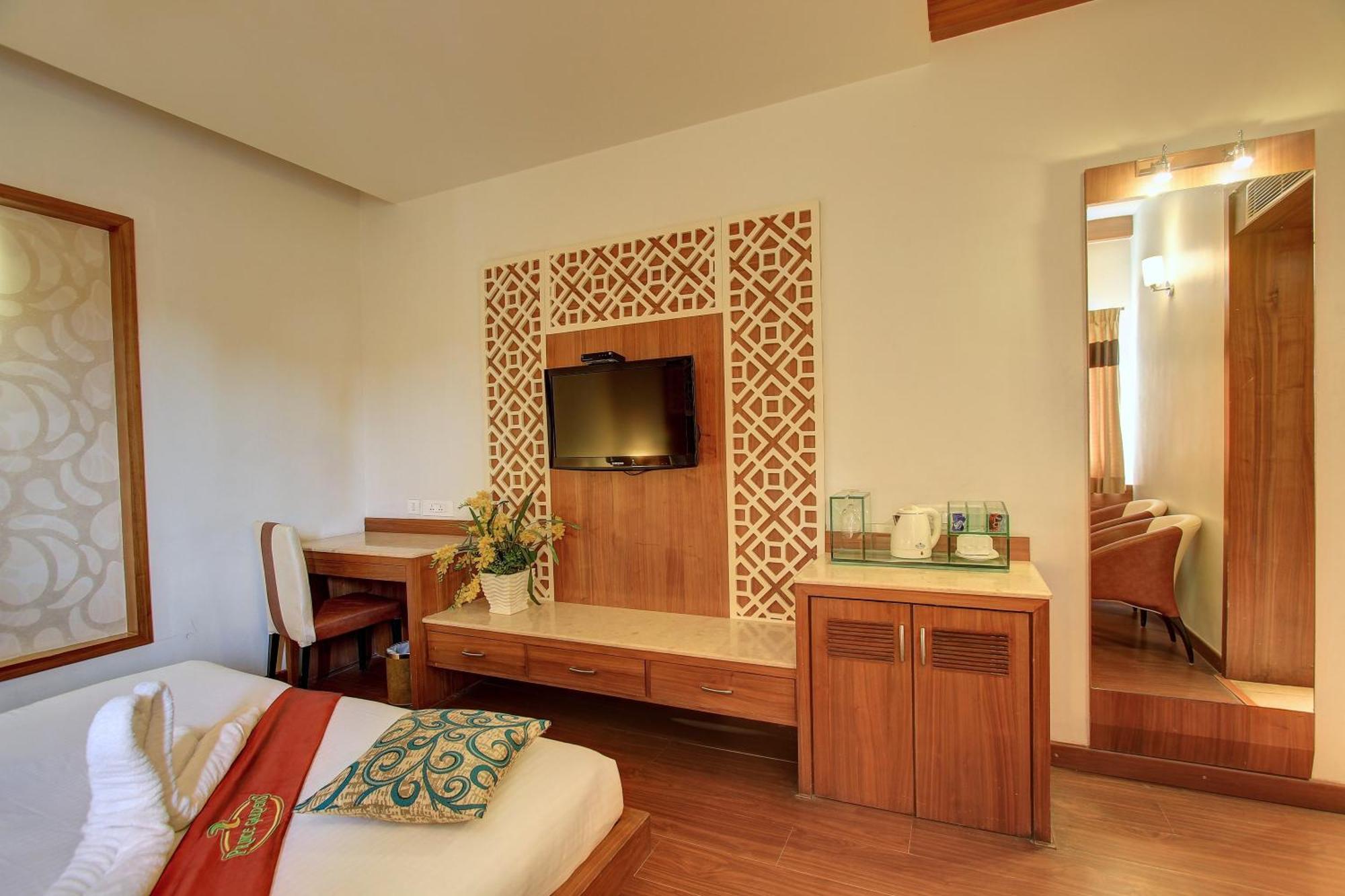 קוימבטור Hotel Prince Gardens מראה חיצוני תמונה